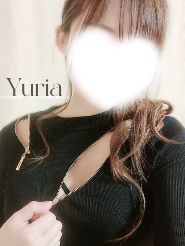 ゆりあ